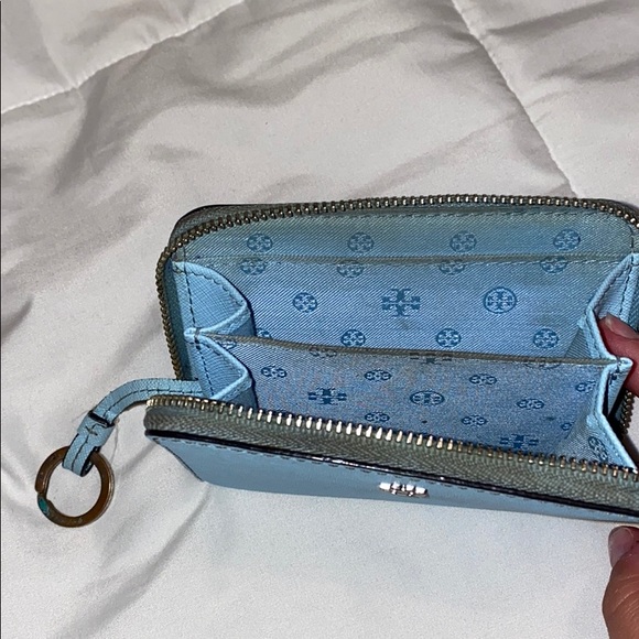 Tory Burch wallet - Picture 2 of 4